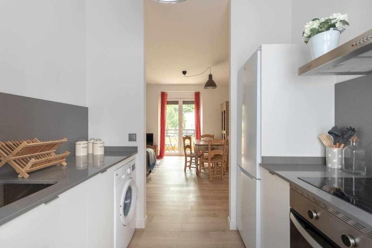 Apartamento Kuia En Gran Bilbao Con Terraza Y Vistas A Un Parque Basauri Bagian luar foto